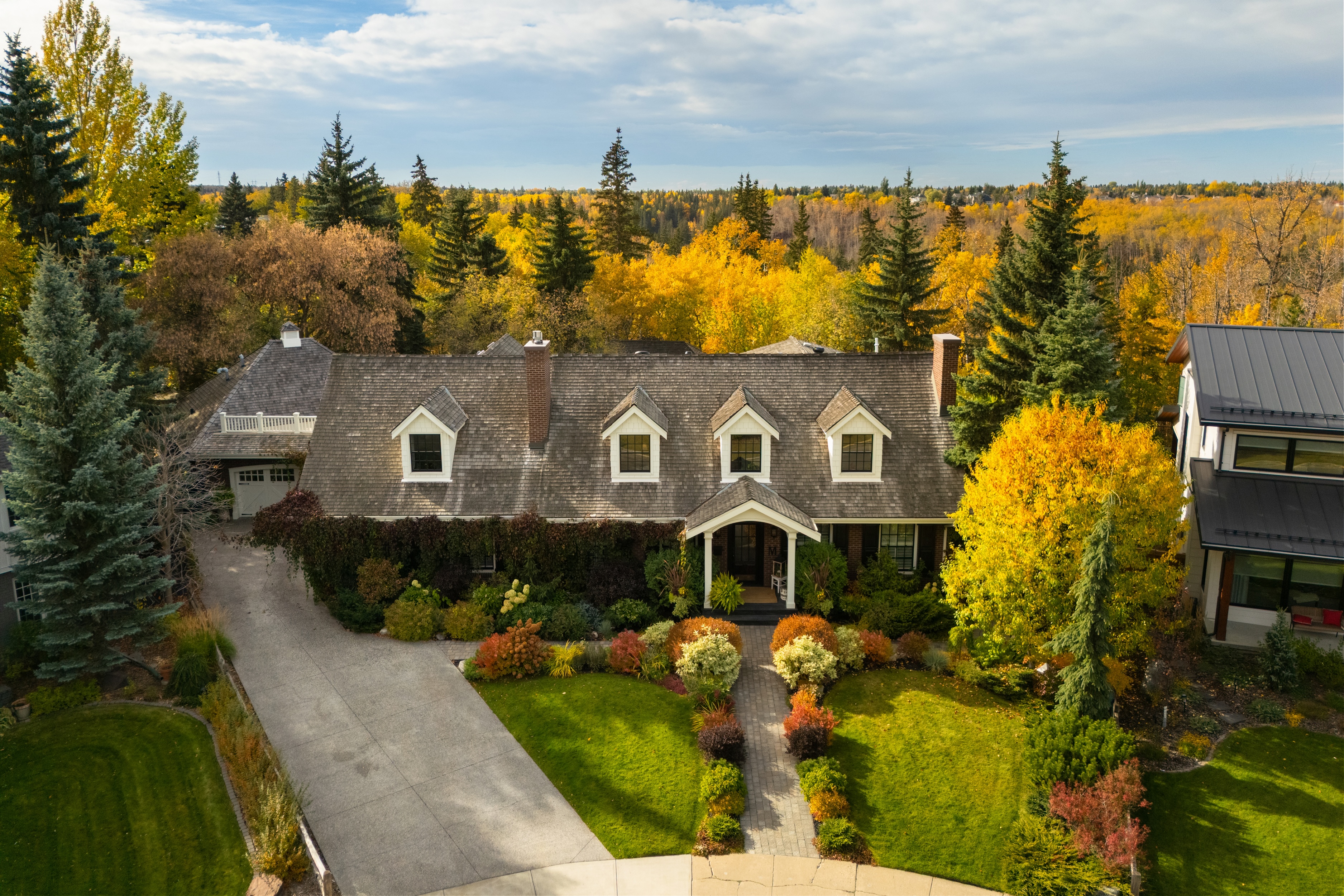 Exterior of 12719 39 Ave in Westbrook Estates home for sale by Holland and Associates Real Estate in Edmonton.